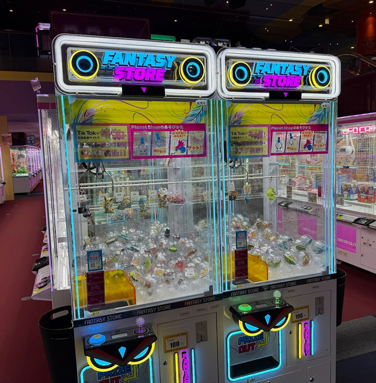 FANTASY STORE筐体